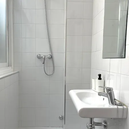 Irua Apartment *